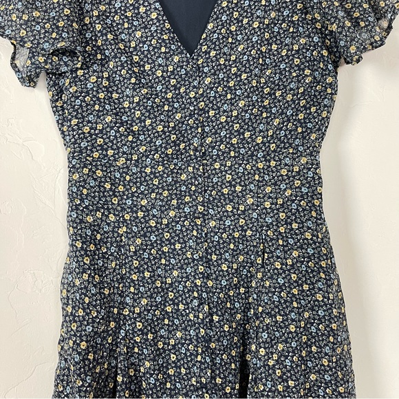 Abercrombie & Fitch Dress Lined Lightweight V‎ Neckline Ditzy Floral All Over - Picture 3 of 12